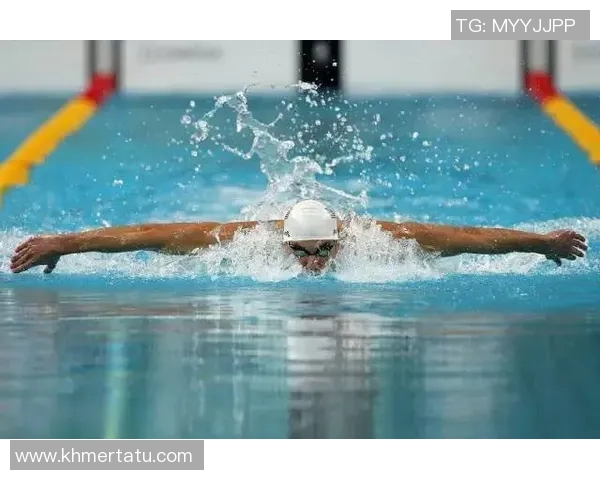 蝶泳专项训练方法与技巧提升的全面解析与实战指导