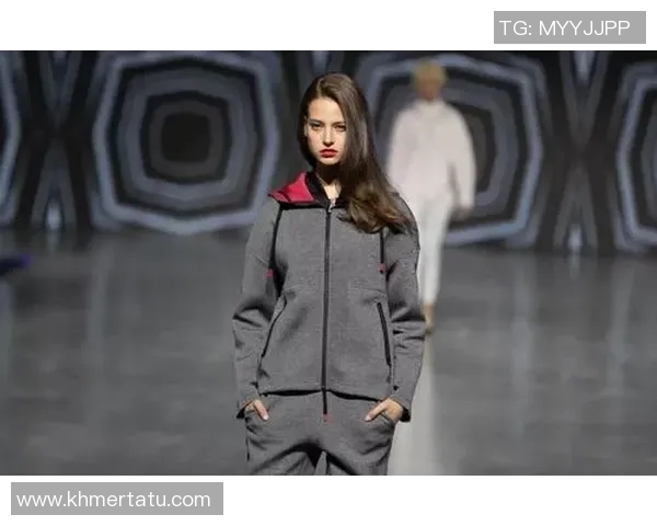 时尚与舒适兼具 男士泳装选购指南 打造夏日阳光魅力尽显自信风采